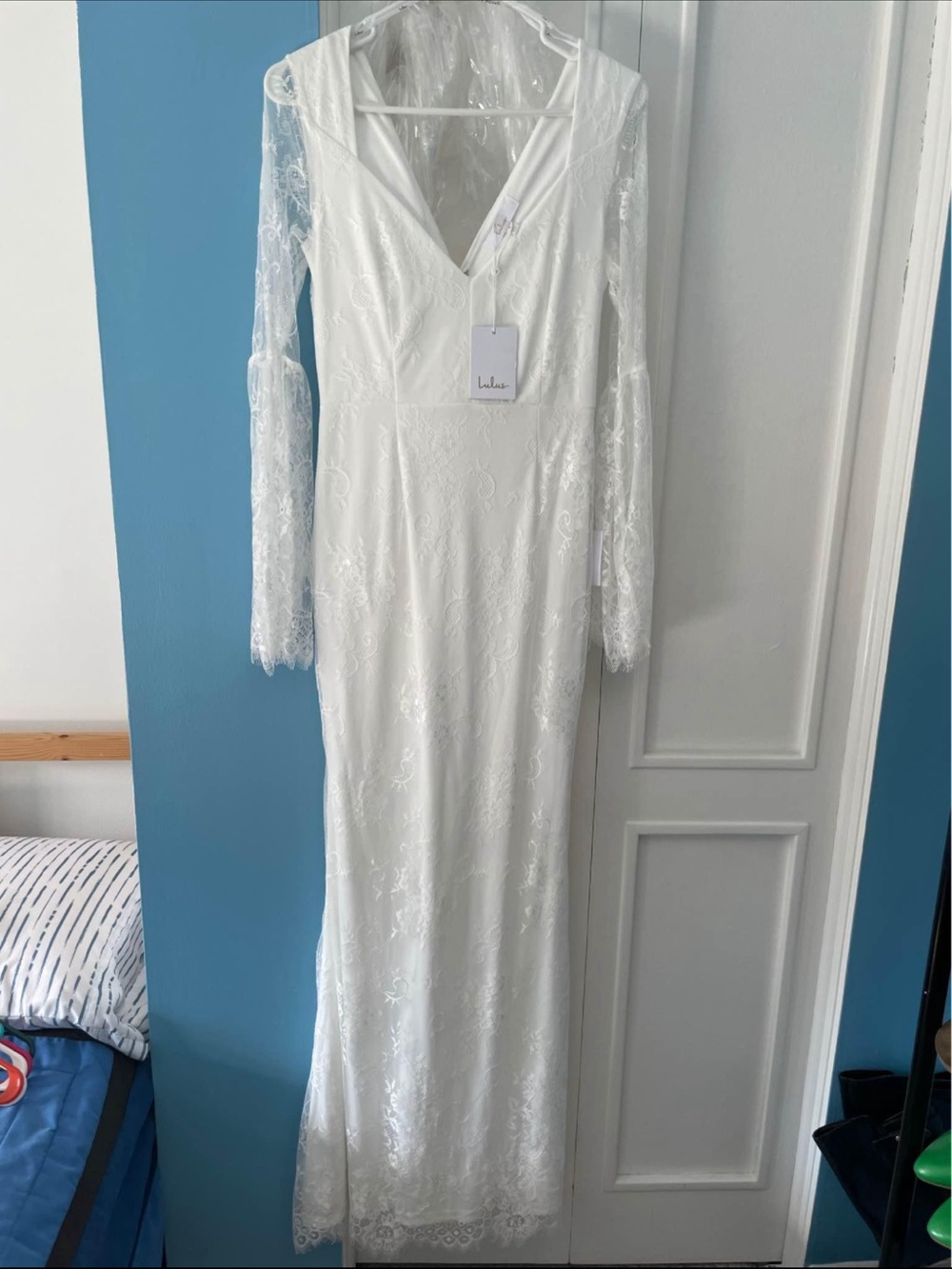 Lulu's Fairtale Ending White Lace V-Neck Long Sleeve Mermaid Maxi Dress